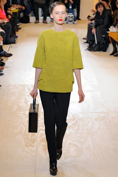 Look 42